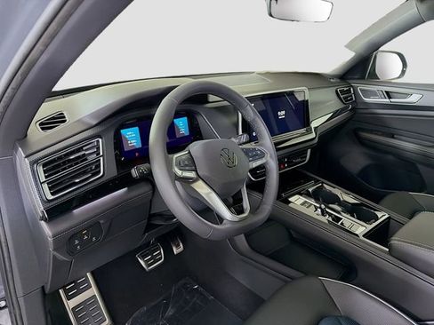 New 2026 Volkswagen Atlas Cross Sport SEL Premium R-Line AWD/4WD image 9