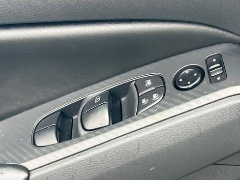 Certified 2025 Nissan Altima 2.5 S image 14