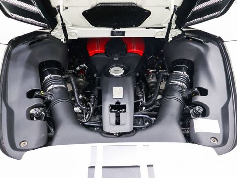 Used 2017 Ferrari 488 Spider RWD image 77