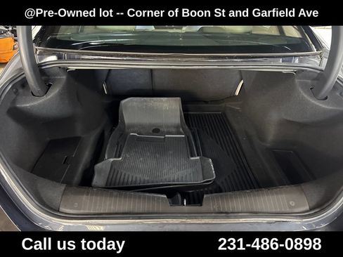 Used 2021 Cadillac CT4 Luxury w/ Sun And Sound Package AWD/4WD image 28