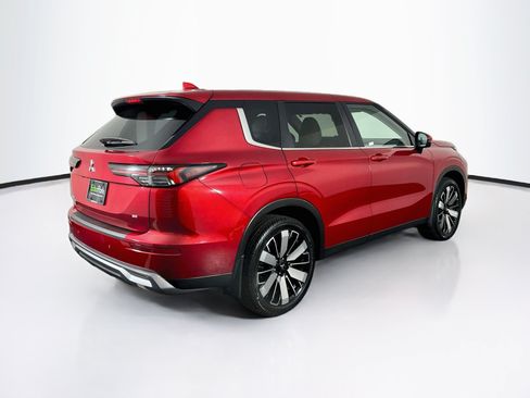Used 2025 Mitsubishi Outlander SE FWD image 9