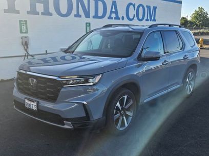 Used 2025 Honda Pilot Touring