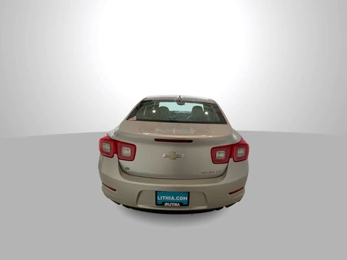 Used 2016 Chevrolet Malibu LTZ FWD image 7