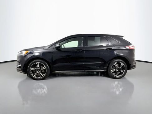 Used 2019 Ford Edge ST w/ Equipment Group 401A AWD/4WD image 4