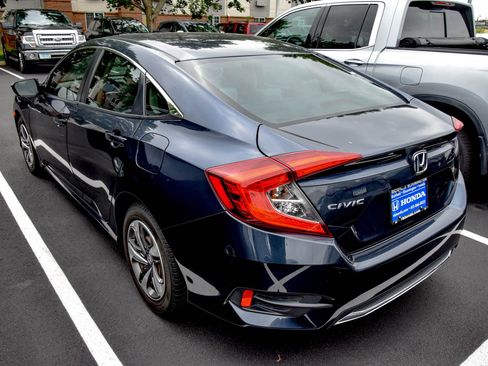 Used 2019 Honda Civic LX image 18