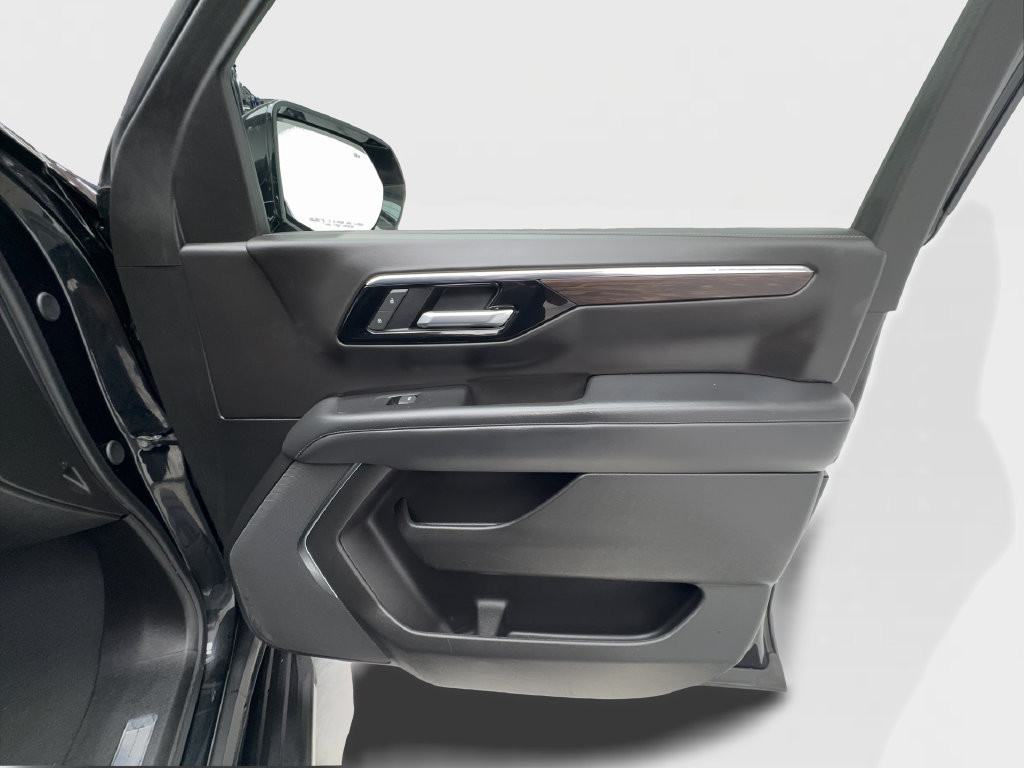 Used 2025 Chevrolet Tahoe LT RWD image 42