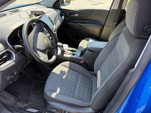Used 2024 Chevrolet Equinox LT AWD/4WD image 21