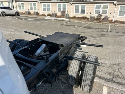 Used 2022 RAM 3500 Tradesman image 36