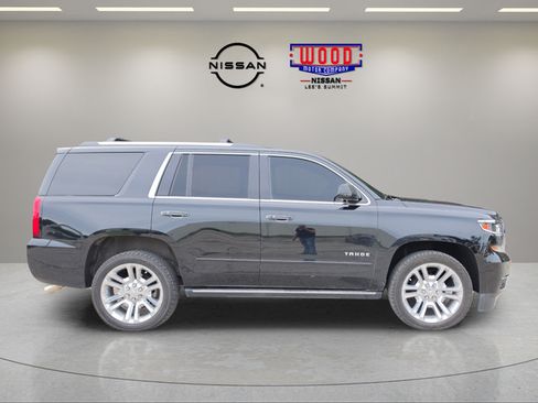 Used 2020 Chevrolet Tahoe Premier w/ Premier Plus Edition AWD/4WD image 2