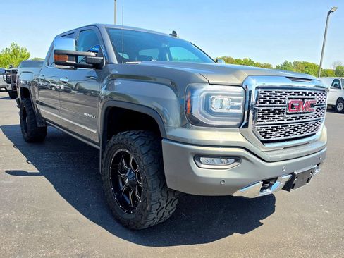 Used 2018 GMC Sierra 1500 Denali AWD/4WD image 11