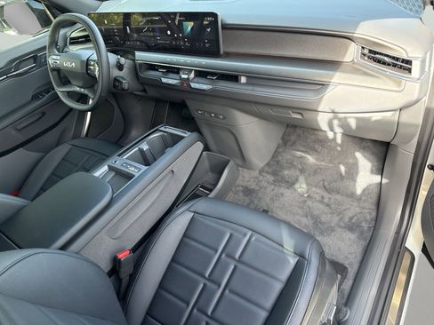 New 2026 Kia EV9 Land w/ Nightfall Edition Package image 11