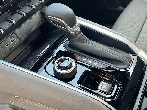 New 2026 Chevrolet Colorado ZR2 w/ ZR2 Bison Edition image 22