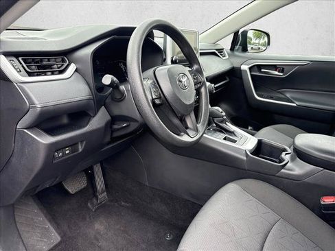 Certified 2025 Toyota RAV4 XLE AWD/4WD image 9