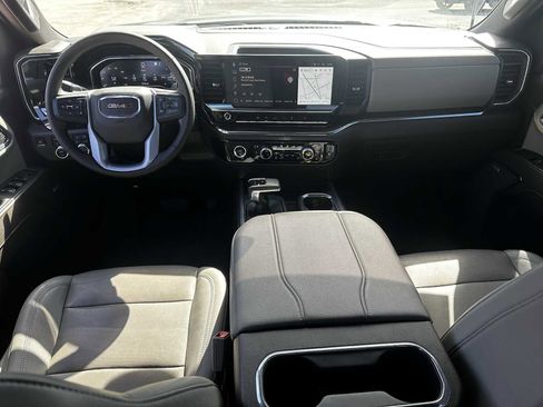 Used 2023 GMC Sierra 1500 SLT w/ SLT Premium Package image 10