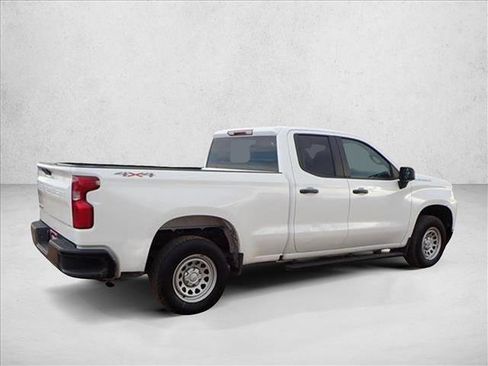 Used 2022 Chevrolet Silverado 1500 W/T w/ WT Convenience Package image 4