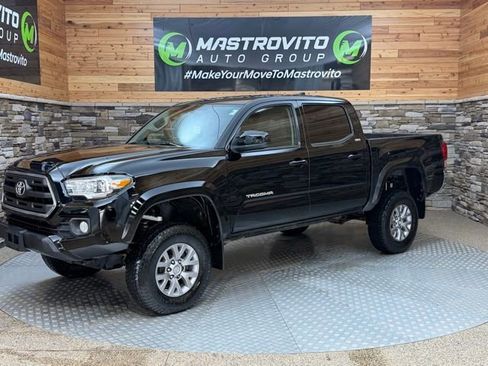 Used 2016 Toyota Tacoma SR5 w/ SR5 Appearance Package (SN) AWD/4WD image 5