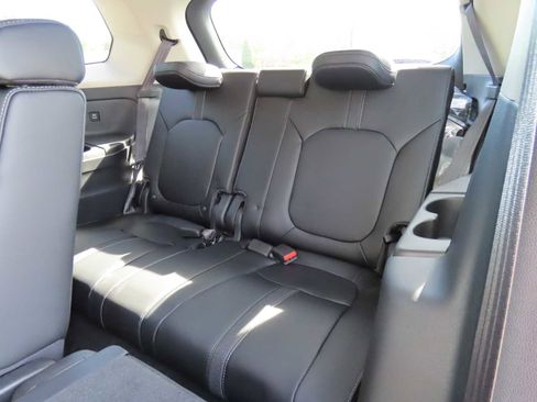 New 2025 Honda Pilot EX-L image 13