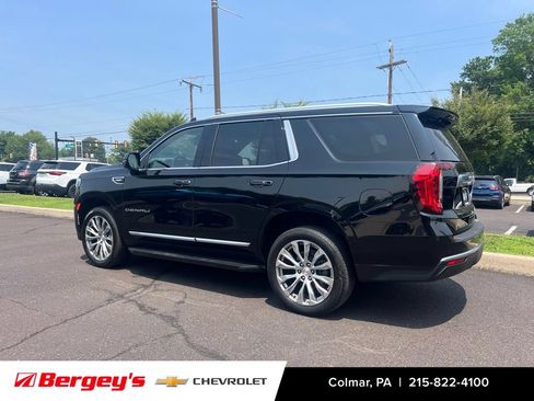 Used 2023 GMC Yukon Denali AWD/4WD image 6