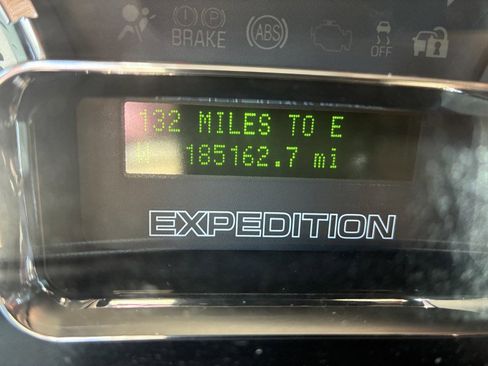 Used 2013 Ford Expedition EL XLT AWD/4WD image 9