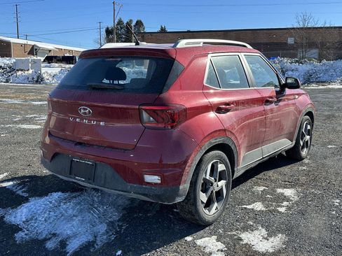 Certified 2023 Hyundai Venue SEL w/ Cargo Package image 8