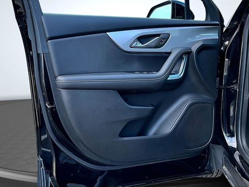 Used 2023 Chevrolet Blazer LT w/ Driver Confidence Package image 23