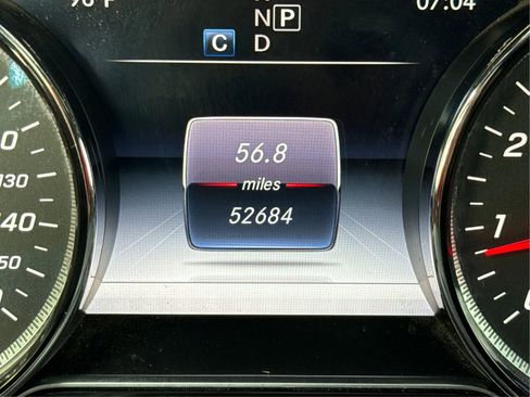 Used 2018 Mercedes-Benz E 300 4MATIC w/ Premium 1 Package image 15