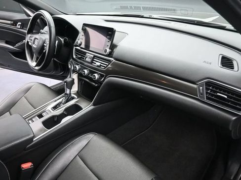 Used 2021 Honda Accord Sport image 16