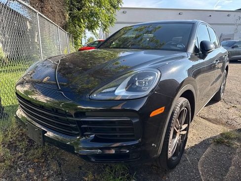 Used 2019 Porsche Cayenne AWD/4WD image 1