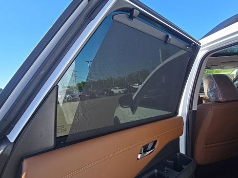 New 2026 Nissan Pathfinder Platinum AWD/4WD image 11