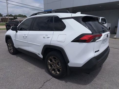 Used 2023 Toyota RAV4 AWD Hybrid image 19