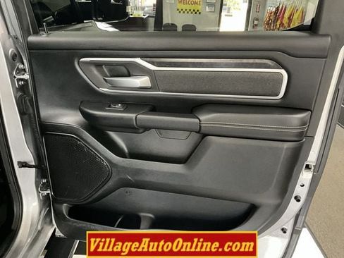 Used 2020 RAM 1500 Big Horn AWD/4WD image 30