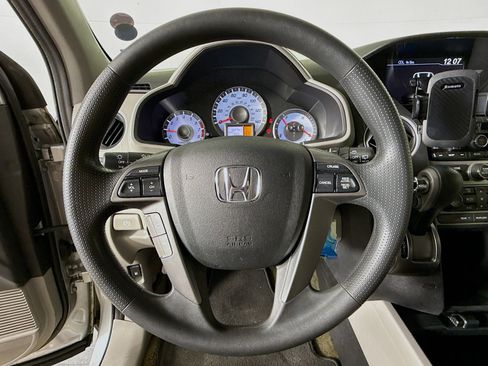 Used 2014 Honda Pilot LX image 11