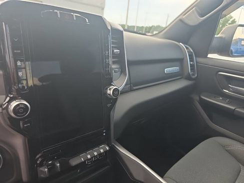 Used 2023 RAM 1500 Big Horn AWD/4WD image 14