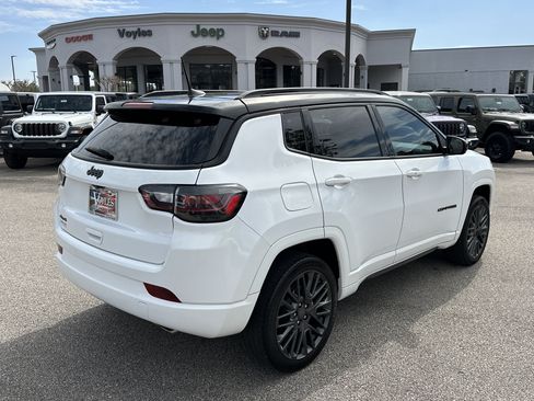 Used 2022 Jeep Compass High Altitude AWD/4WD image 7