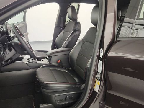 Used 2023 Ford Escape ST-Line AWD/4WD image 14