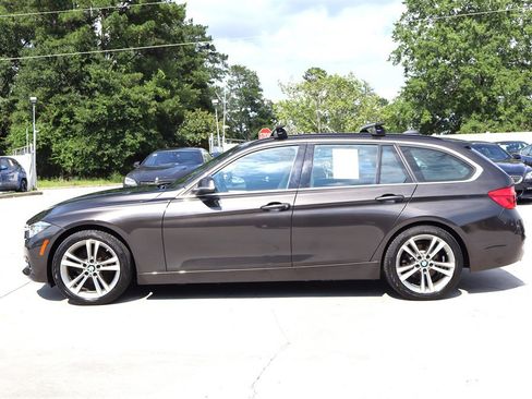 Used 2018 BMW 328d xDrive Wagon AWD/4WD image 4