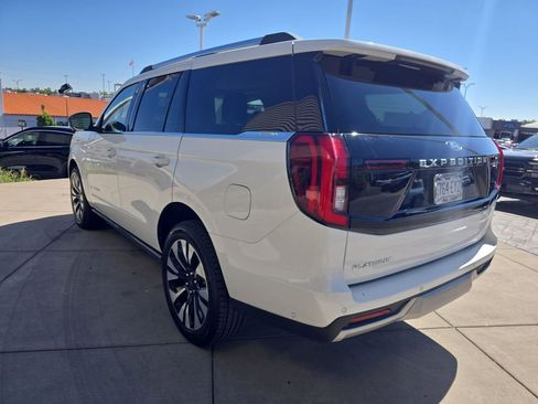 Used 2025 Ford Expedition Platinum w/ Driver's Package image 5