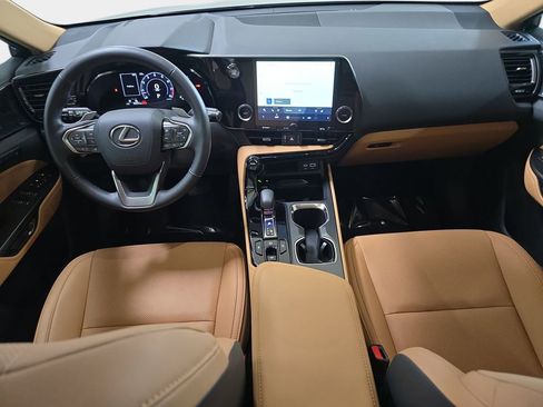 Used 2025 Lexus NX 250 FWD w/ Premium Package image 12