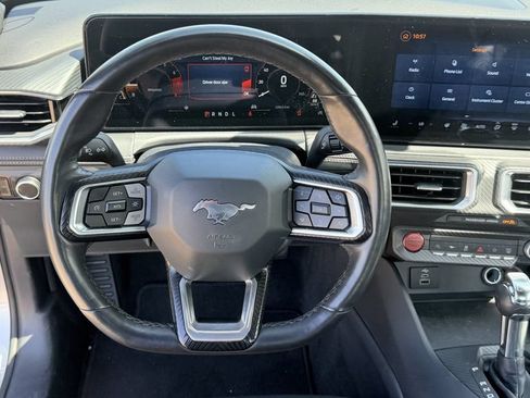 Used 2025 Ford Mustang Premium RWD image 14