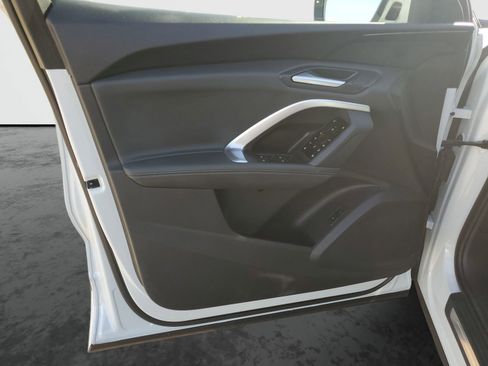 Used 2025 Audi Q5 Premium w/ Convenience Package image 21