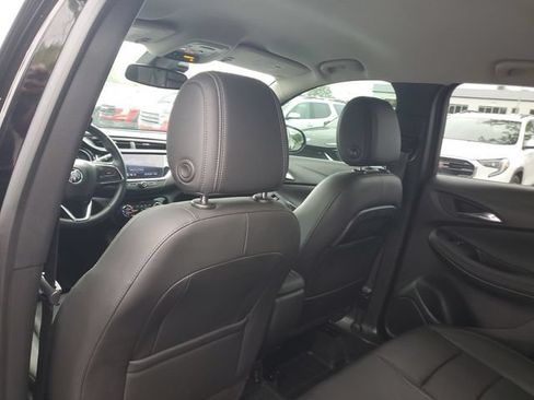 Certified 2023 Buick Encore GX Essence w/ Sport Touring Package AWD/4WD image 11