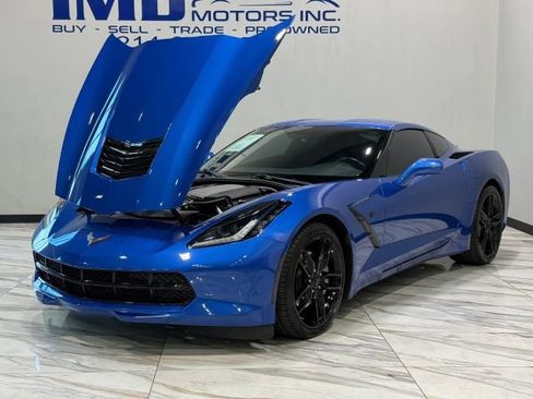 Used 2019 Chevrolet Corvette Stingray Coupe w/ Battery Protection Package RWD image 12
