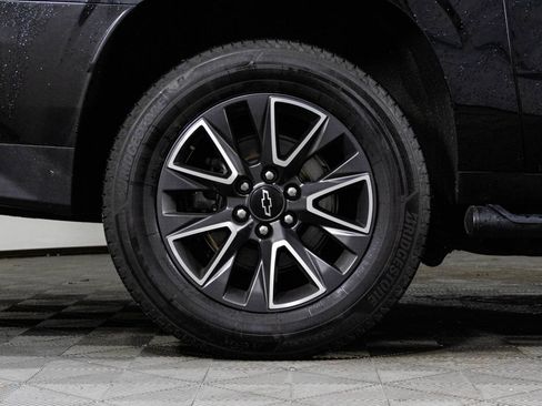 Used 2022 Chevrolet Suburban Z71 w/ Z71 Off-Road Package image 42