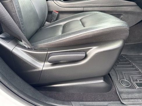 Used 2022 Dodge Durango GT image 33