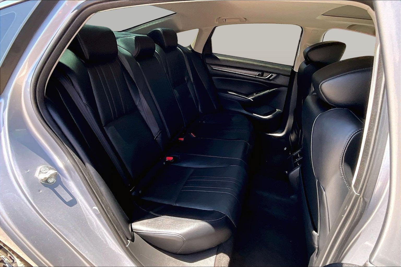 Used 2018 Honda Accord EX-L image 27