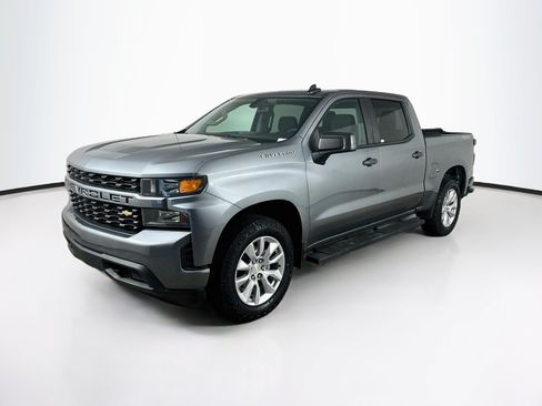 Used 2021 Chevrolet Silverado 1500 Custom AWD/4WD image 3