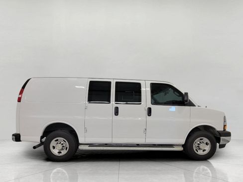 Used 2024 Chevrolet Express 2500 w/ Driver Convenience Package image 12