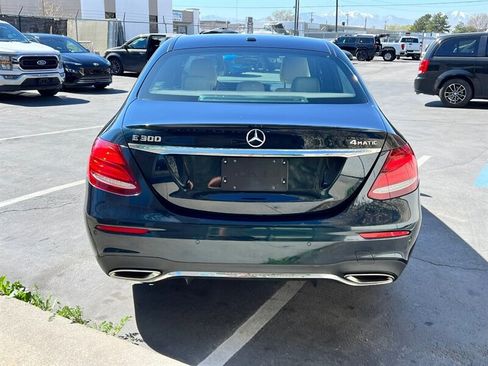 Used 2017 Mercedes-Benz E 300 4MATIC w/ Premium 1 Package image 6