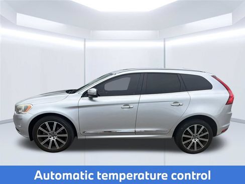 Used 2016 Volvo XC60 T6 w/ Proximity Package AWD/4WD image 12