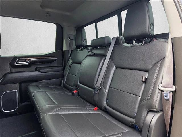 Used 2022 Chevrolet Silverado 1500 RST w/ Convenience Package II AWD/4WD image 17